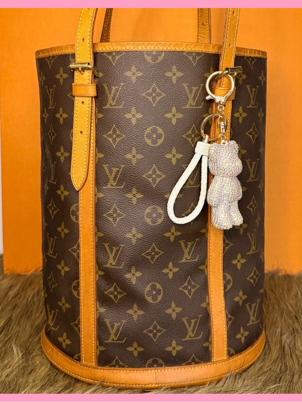 Louis Vuitton Monogram Bucket GM Brown